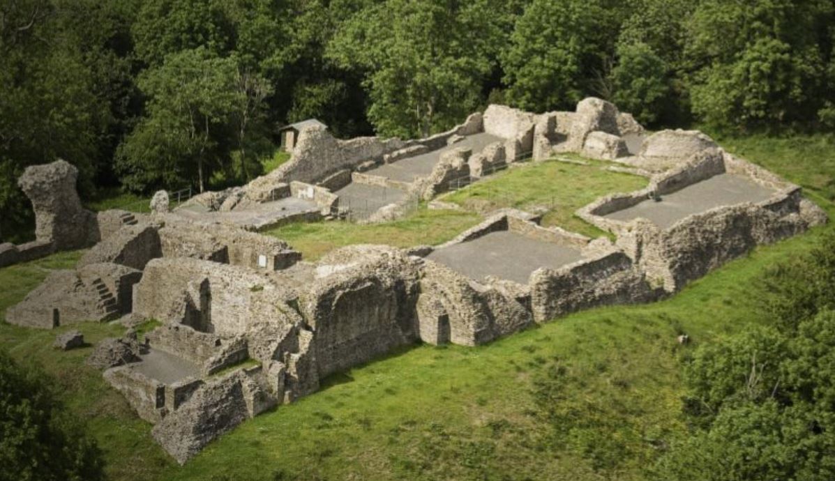 Dolforwyn Castle 